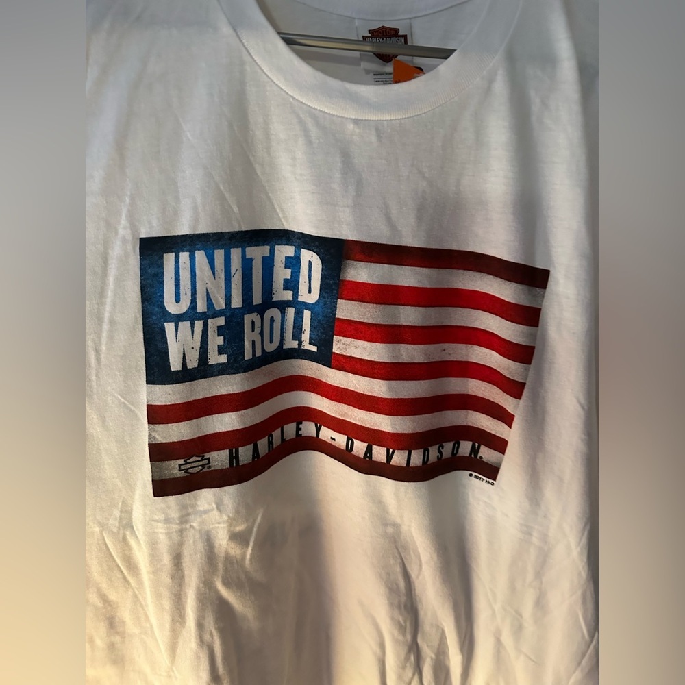 Harley-Davidson Men's Extra Large Shirt USA Flag Short Sleeve White Graphic Tee